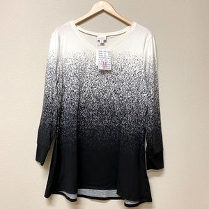 NWT LuLaRoe Elizabeth Tunic Bland White Ombre Sz M